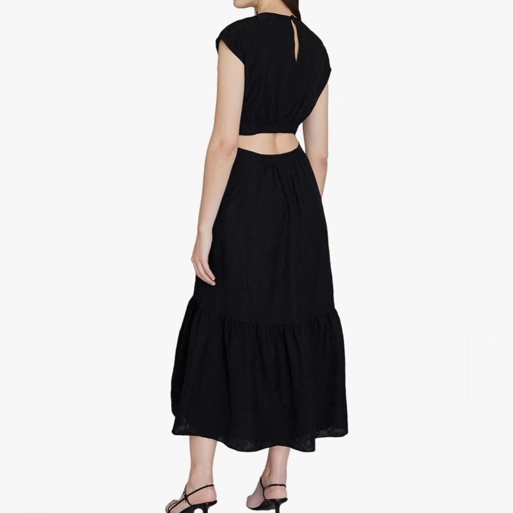 Elegant‎ Black Cut-Out Midi Dress - Picture 3 of 12